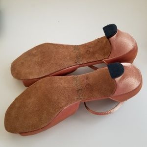 Very Fine brand ballroom dance shoes size 8.